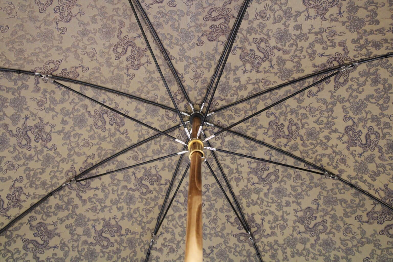 Parapluie Anglais Dragon tissé